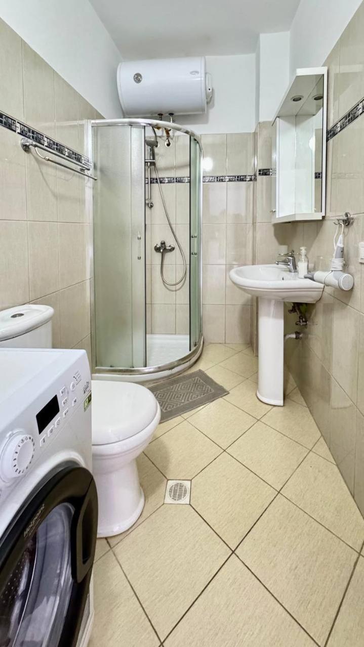 Del Mar Sea View Apartment Sarandë Eksteriør bilde