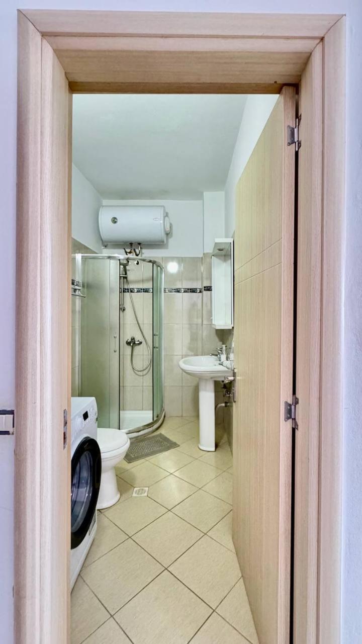 Del Mar Sea View Apartment Sarandë Eksteriør bilde