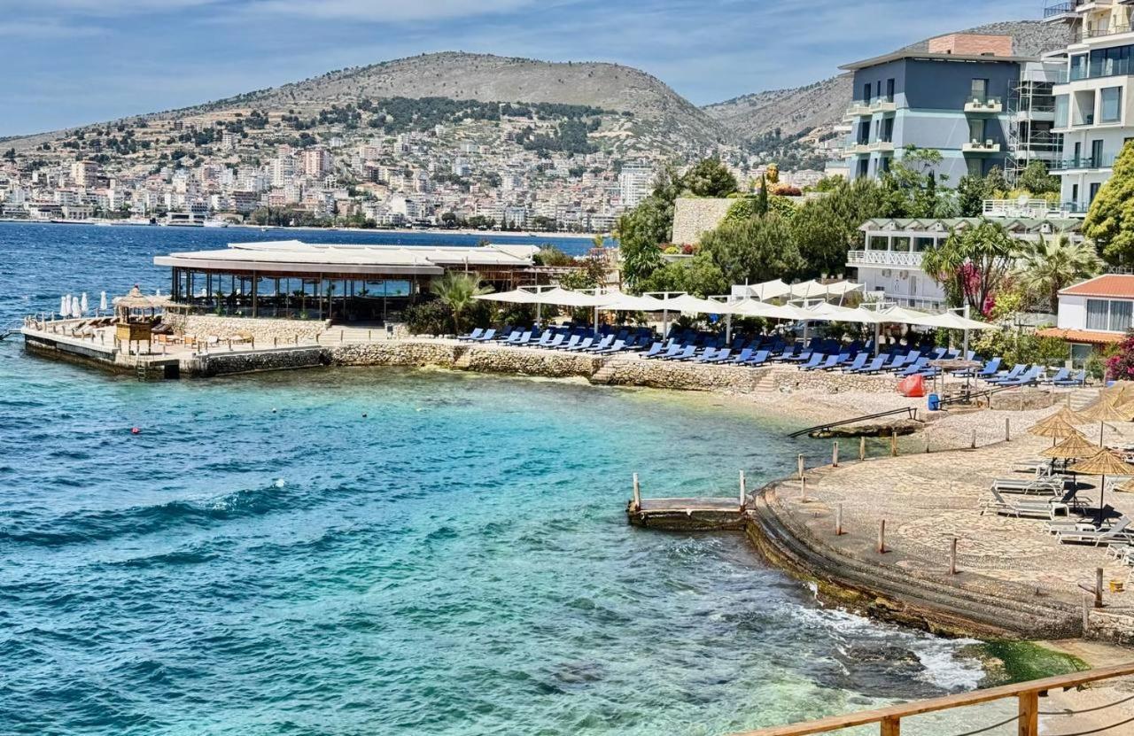 Del Mar Sea View Apartment Sarandë Eksteriør bilde