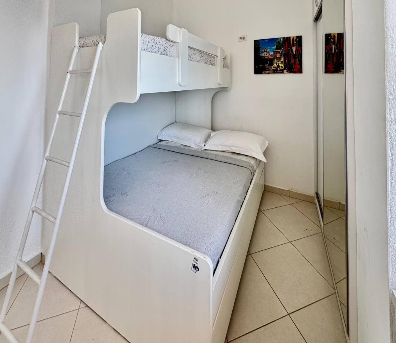 Del Mar Sea View Apartment Sarandë Eksteriør bilde